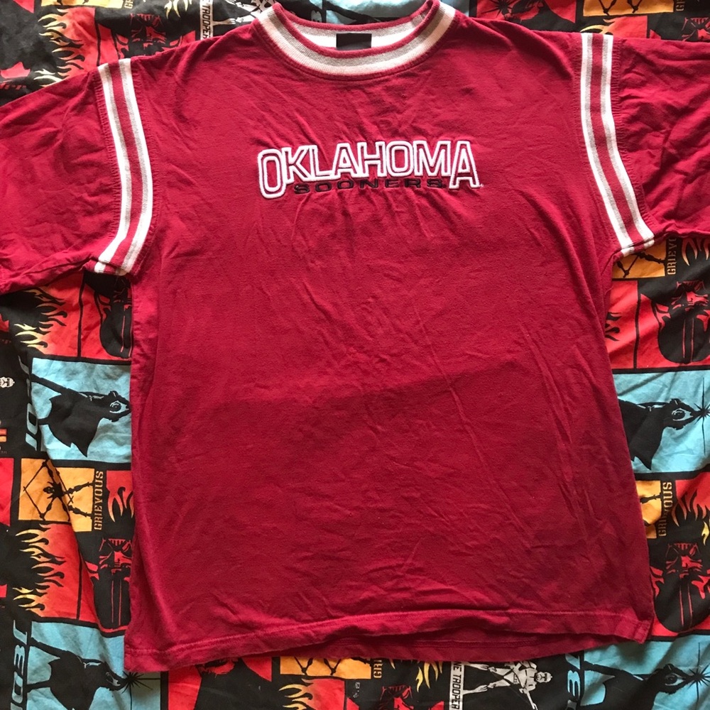 90s Oklahoma Sooners Embroidered Tee